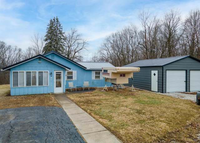 Property at 1430 E Old Kokomo Rd, Marion, IN 46953, 2 beds, 1 bath