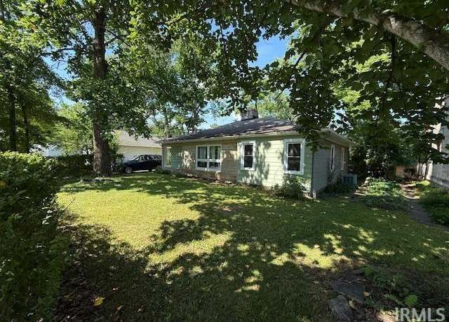Property at 830 S Woodlawn Ave, Bloomington, IN 47401, 3 beds, 2 baths