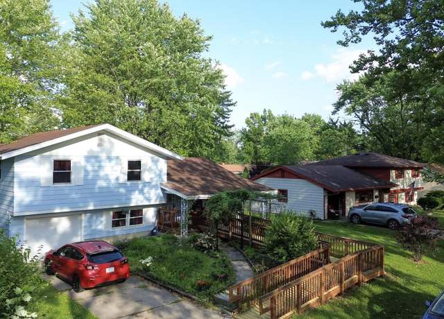 Property at 4409 Austin Dr, Fort Wayne, IN 46806, 3 beds, 1.5 baths