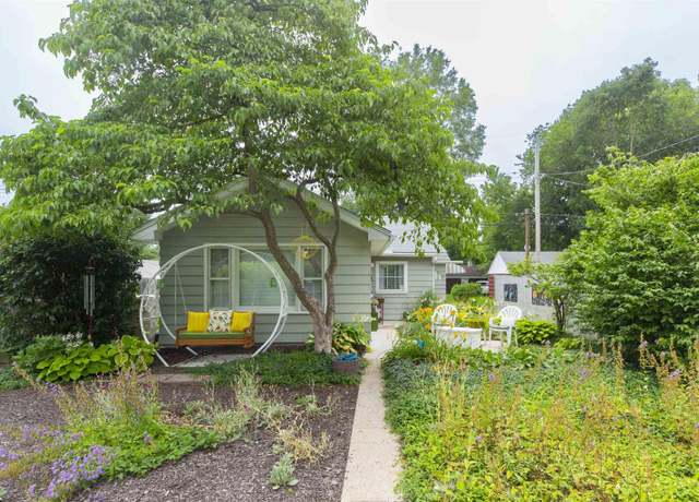 Property at 1625 E Ewing Ave, South Bend, IN 46613, 1 bed, 1 bath