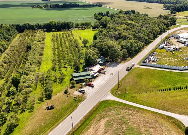Property at 9860 S US 421 Hwy, Francesville, IN 47946