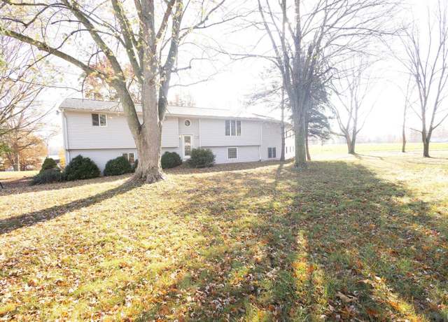 Property at 4299 E 1000 North, Roanoke, IN 46783, 3 beds, 2 baths