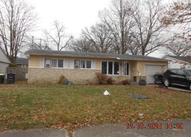Property at 236 Rexford Dr, Fort Wayne, IN 46816, 3 beds, 2 baths