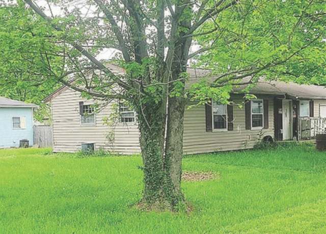 Property at 130 S California St, Jasonville, IN 47438, 3 beds, 1 bath