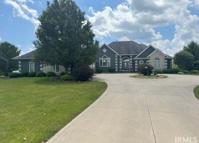 Property at 804 Wexford Ct, Columbia City, IN 46725, 4 beds, 4 baths