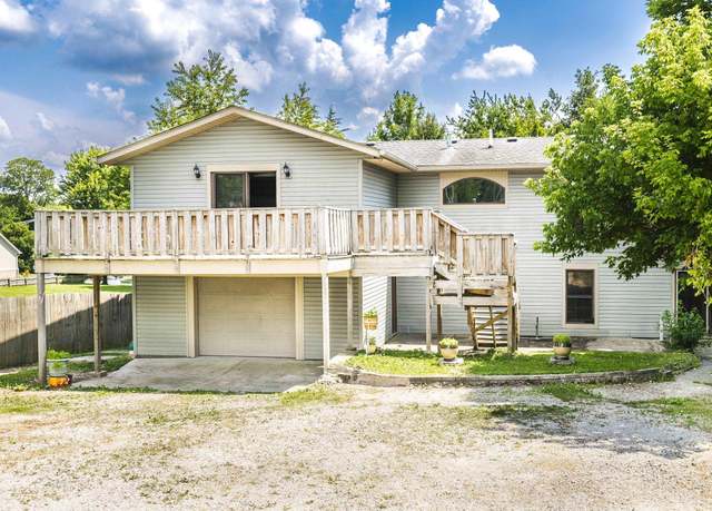 Property at 1121 W Grant St, Ellettsville, IN 47429, 4 beds, 4 baths