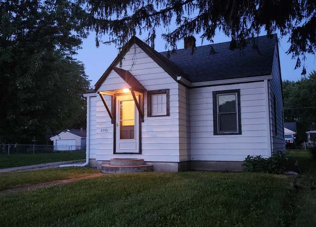 Property at 2206 S Hackley St, Muncie, IN 47302, 2 beds, 1 bath
