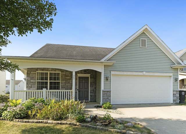 Property at 307 Chisholm Pl, Fort Wayne, IN 46825, 3 beds, 2.5 baths