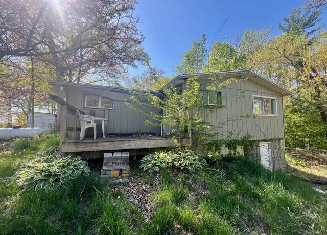 Property at 5461 N Walker Dr, Columbia City, IN 46725, 2 beds, 1 bath