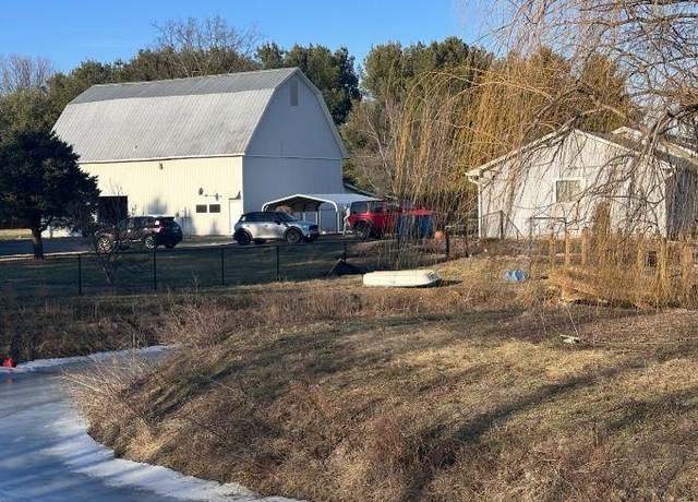 Property at 4500 N Michigan Rd, Shelbyville, IN 46176, 3 beds, 2 baths