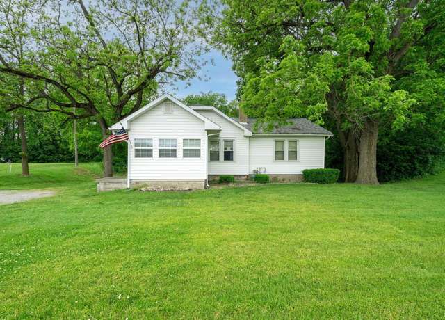 Property at 59479 Mayflower Rd, South Bend, IN 46619, 3 beds, 1 bath