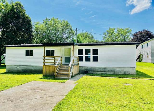 Property at 14 Meadowlark Ln, North Manchester, IN 46962, 3 beds, 2 baths