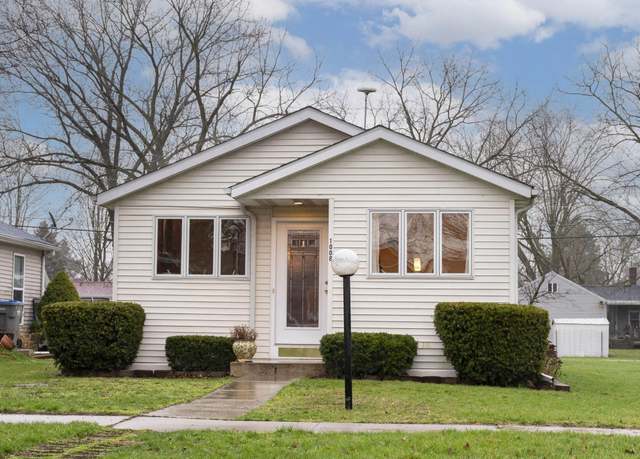 Property at 1008 S 12th St, Goshen, IN 46526, 3 beds, 2 baths