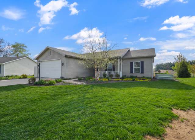 Property at 202 Jeremy Dr, Milford, IN 46542, 3 beds, 2 baths