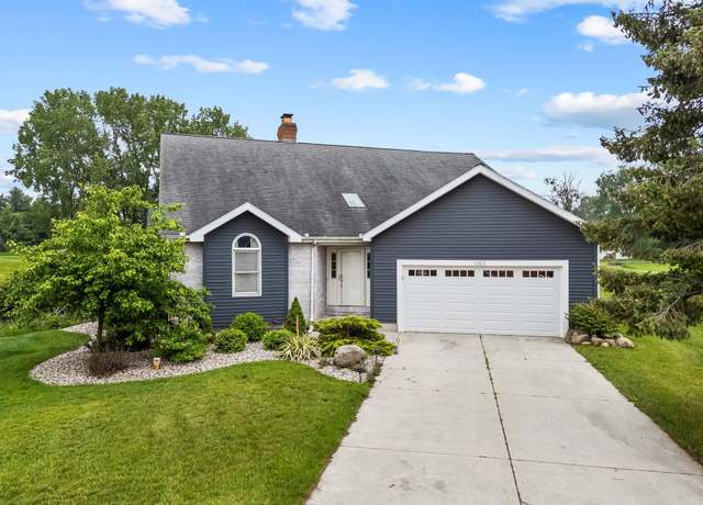 Property at 1953 S Troon Rd, Winona Lake, IN 46590, 4 beds, 2.5 baths