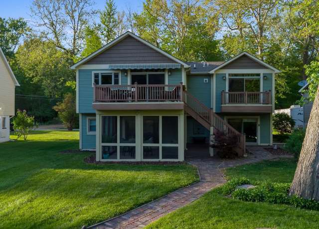 Property at 1124 N Diamond Point Ct, Monticello, IN 47960, 2 beds, 2.5 baths