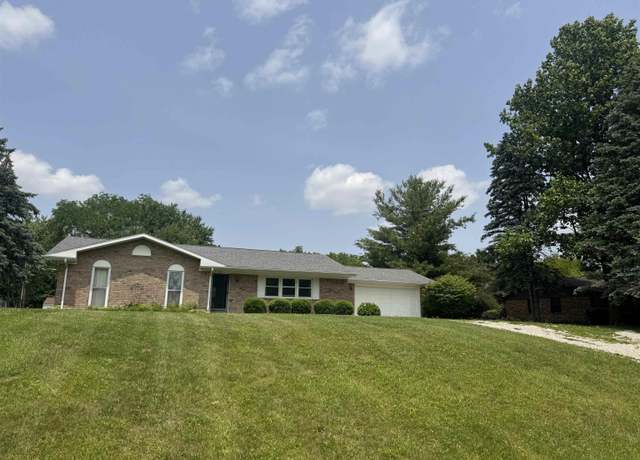 Property at 202 Ivy Dr, Kokomo, IN 46902, 3 beds, 2 baths