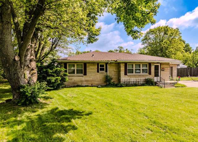 Property at 900 W Elsie St, Muncie, IN 47303, 3 beds, 1 bath