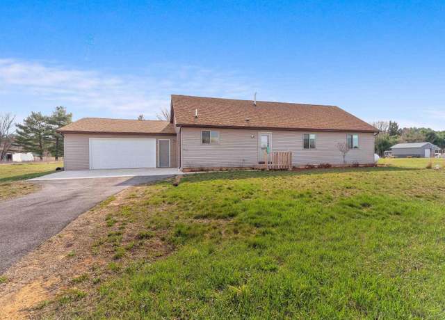 Property at 9945 W Meyers Ct, Angola, IN 46703, 3 beds, 2 baths