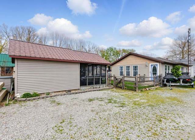 Property at 60 Ems B12 Ln, Pierceton, IN 46562, 2 beds, 1 bath