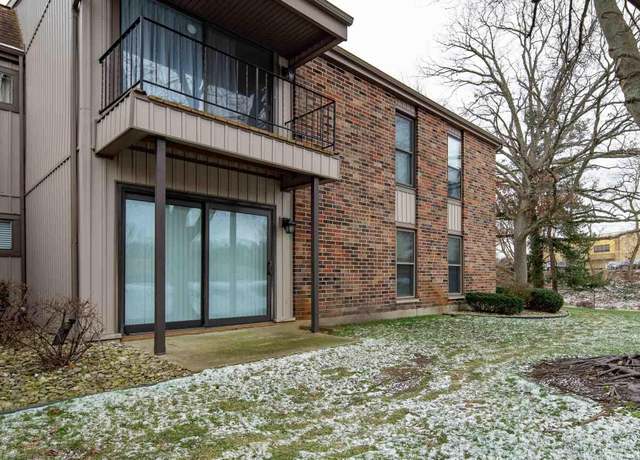 Property at 2109 Coventry Trl Unit C, South Bend, IN 46637, 2 beds, 2 baths