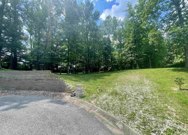 Property at 435 Mannington Ct, Evansville, IN 47711
