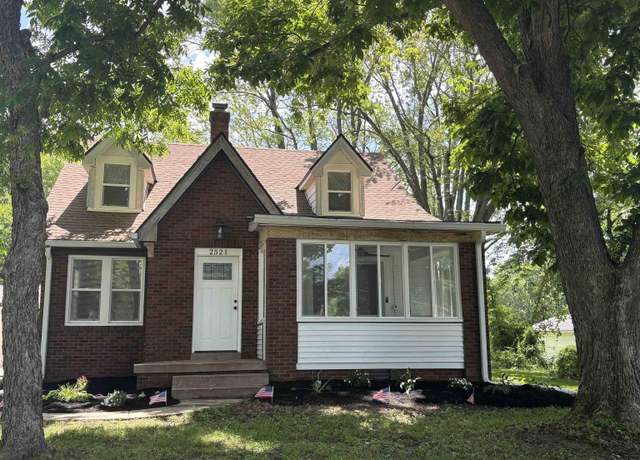Property at 2521 N Red Bank Rd, Evansville, IN 47720, 3 beds, 2 baths