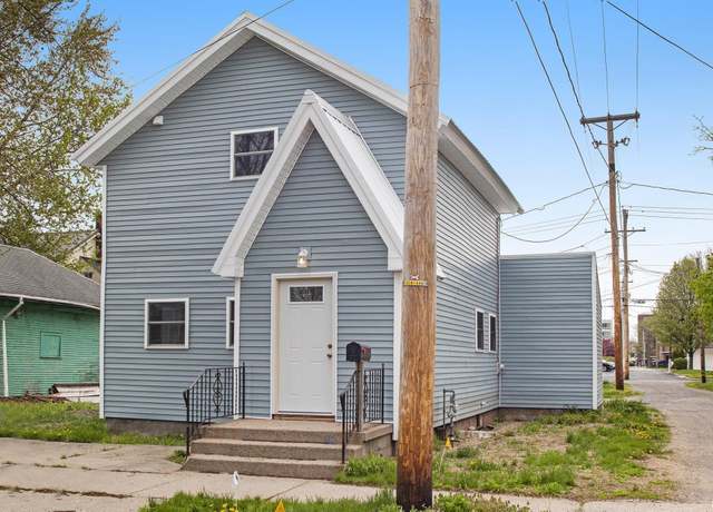 Property at 414 S 5th St, Elkhart, IN 46516, 2 beds, 2 baths