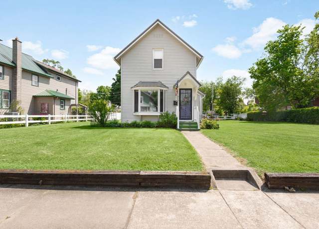 Property at 913 Cedar St, Elkhart, IN 46514, 3 beds, 1 bath