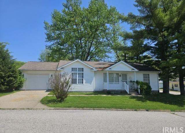 Property at 500 John St, Washington, IN 47501, 3 beds, 2 baths