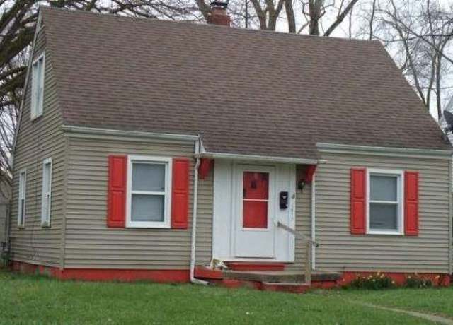 Property at 1618 Obrien St, South Bend, IN 46628, 3 beds, 1 bath