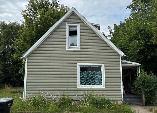 Property at 2106 Bertrand St, South Bend, IN 46628, 2 beds, 1 bath