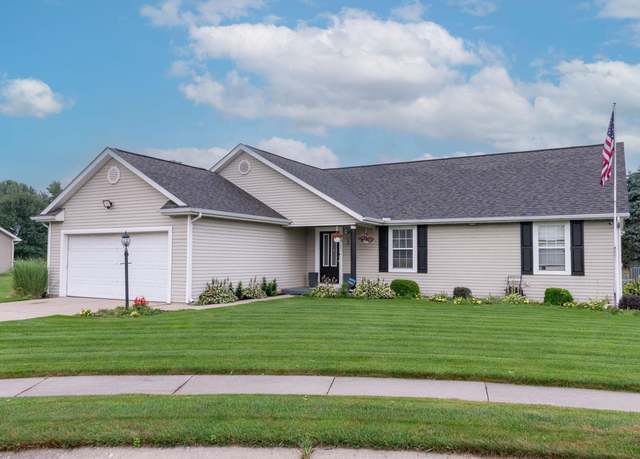 Property at 58187 Jefferson Ridge Dr, Goshen, IN 46528, 4 beds, 3 baths