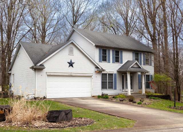 Property at 20455 Jewell Ave, South Bend, IN 46614, 4 beds, 2.5 baths