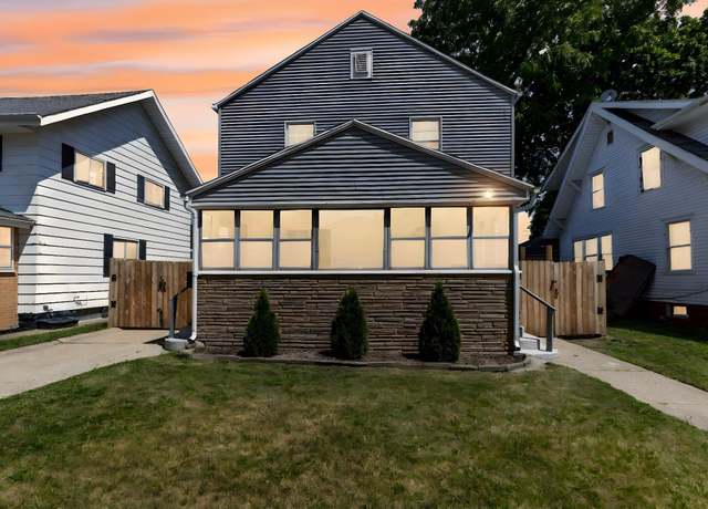 Property at 309 E Eckman St, South Bend, IN 46614, 3 beds, 1.5 baths