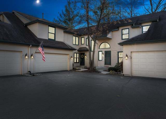 Property at 1349 Bridge Water Way, Mishawaka, IN 46545, 2 beds, 2.5 baths