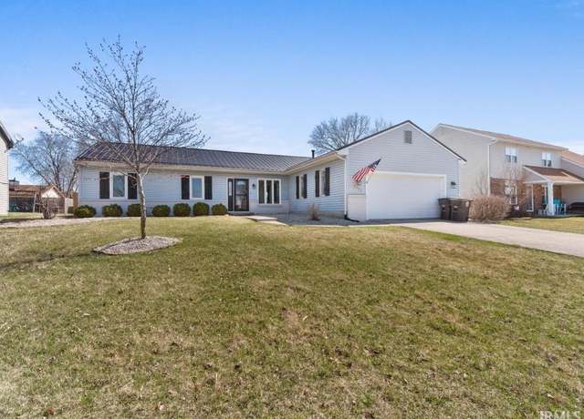 Property at 2622 Knollridge Dr, Fort Wayne, IN 46815, 3 beds, 2 baths