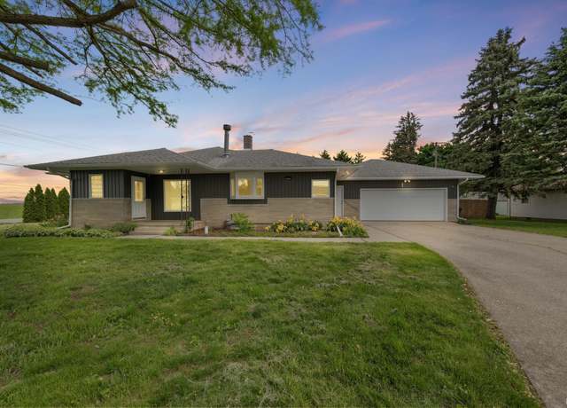 Property at 101 E Maple St, Fowler, IN 47944, 3 beds, 1.5 baths
