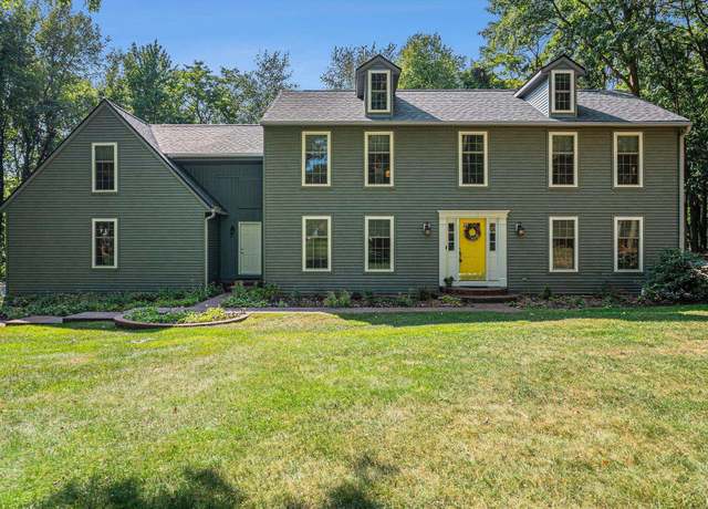 Property at 56025 Dana Dr, Bristol, IN 46507, 4 beds, 2.5 baths