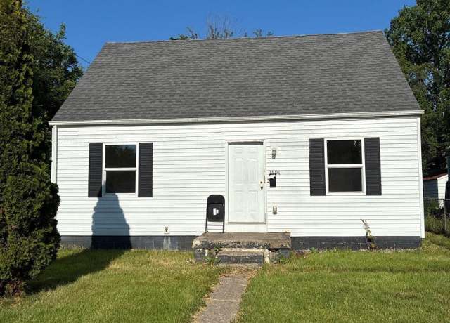 Property at 1501 Johnson St, South Bend, IN 46628, 3 beds, 1 bath