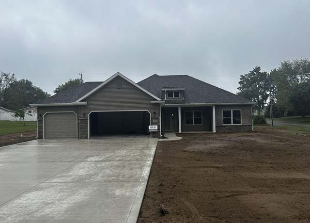 Property at 1407 Cardinal Dr, Warsaw, IN 46580, 3 beds, 2 baths
