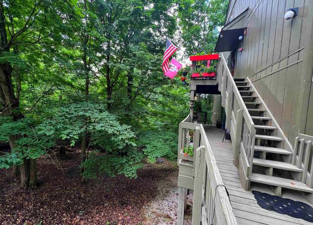 Property at 9406 S Lake Ridge Dr #101, Bloomington, IN 47401, 3 beds, 2 baths