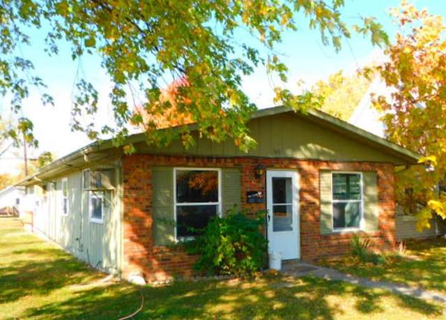 Property at 749 S Wabash St, Kokomo, IN 46901, 5 beds, 2 baths