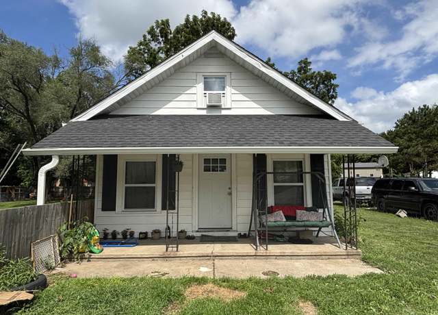 Property at 606 Waynetown Road St, Crawfordsville, IN 47933, 3 beds, 2 baths