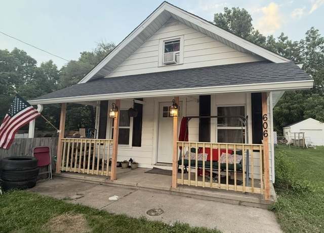 Property at 606 Waynetown Road St, Crawfordsville, IN 47933, 3 beds, 2 baths