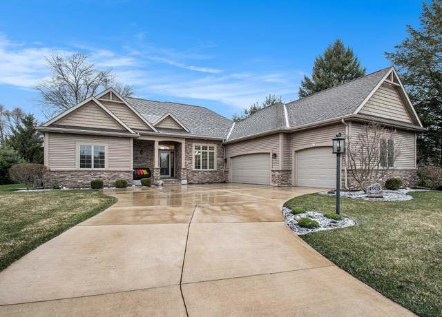 Property at 4915 Stern Line Ct, South Bend, IN 46628, 4 beds, 3 baths