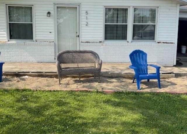 Property at 512 W Plate Glass St, Montpelier, IN 47359, 3 beds, 1.5 baths