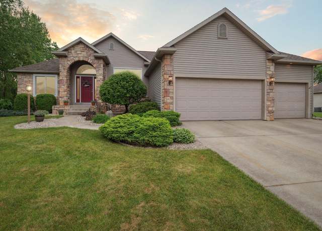 Property at 22407 Forsythia Dr, Goshen, IN 46528, 3 beds, 2.5 baths