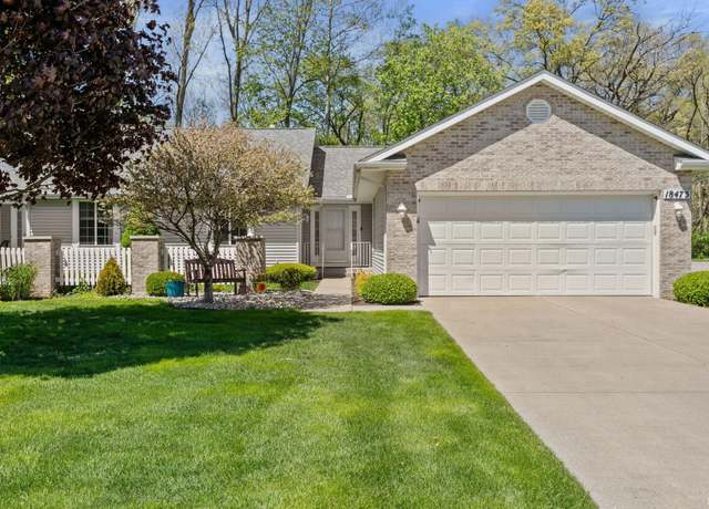 Property at 18473 Garwood Ct, South Bend, IN 46637, 3 beds, 2 baths