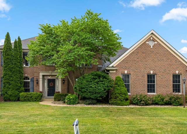 Property at 10080 Pemburry Dr, Granger, IN 46530, 5 beds, 3.5 baths